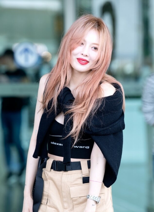 Black Crop Top | Hyuna