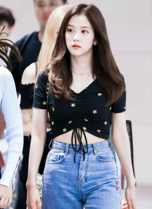 Black Floral Embroidery Drawstring Top | Jisoo – BlackPink