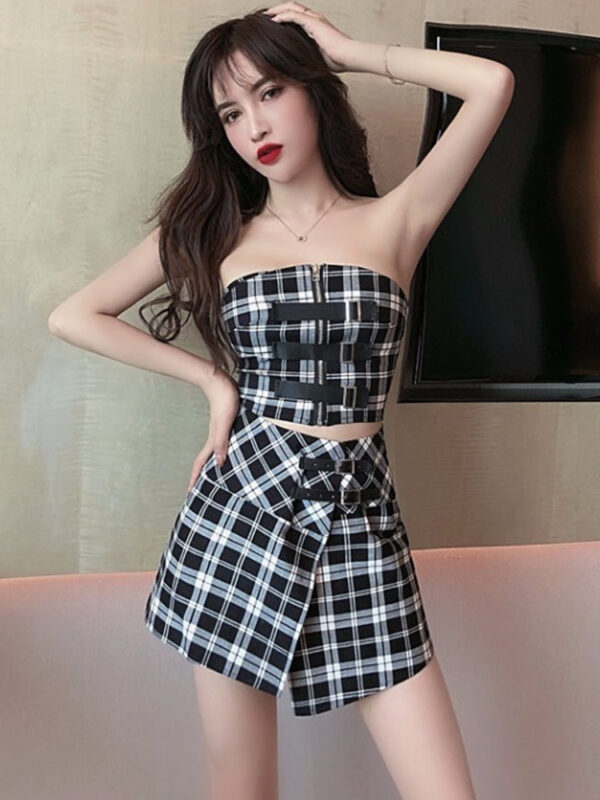 Black And White Plaid Tube Crop Top | Jennie - BlackPink - Image 2