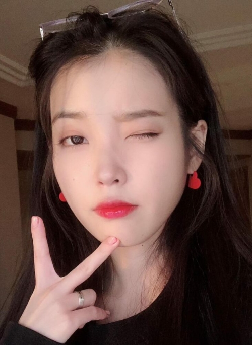 Red Heart Clip-On Earrings | IU