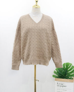 Beige Knotted Designed Sweater | Hyuna