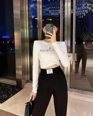 White Go To The Dogs Long Sleeve Crop Top | Hyuna