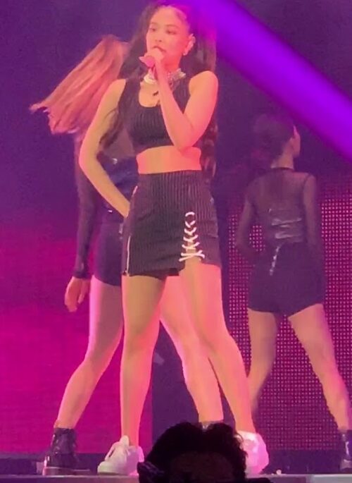 Black Stripe Lace-Up Skirt With Zipper | Jennie - BlackPink