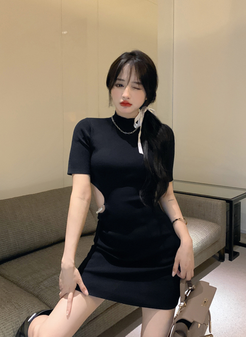 Black Bodycon Cut-Out Waist Dress | Chung Ha