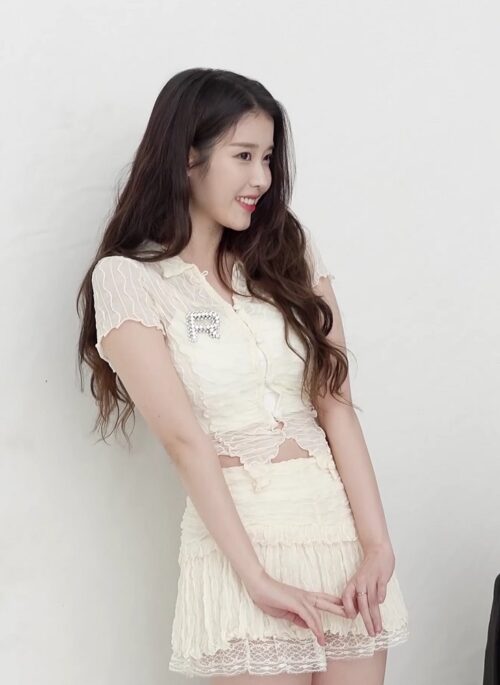 White Rippled Blouse And Skirt Set | IU