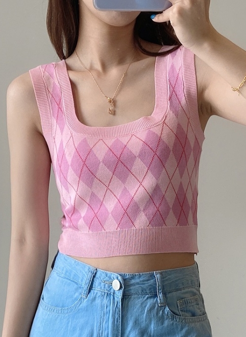 Pink Argyle Crop Top | Momo – Twice