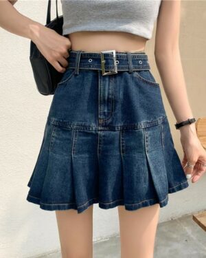 Blue Pleated Denim Skirt With Belt | Yeji - ITZY