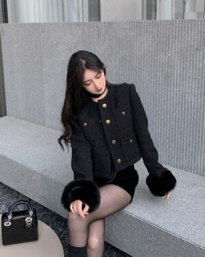 Black Tweed Jacket With Fur Cuffs | Rose - BlackPink