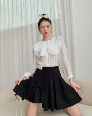 Black Pleated Skirt With Bow Detail | Yuqi - (G)I-DLE