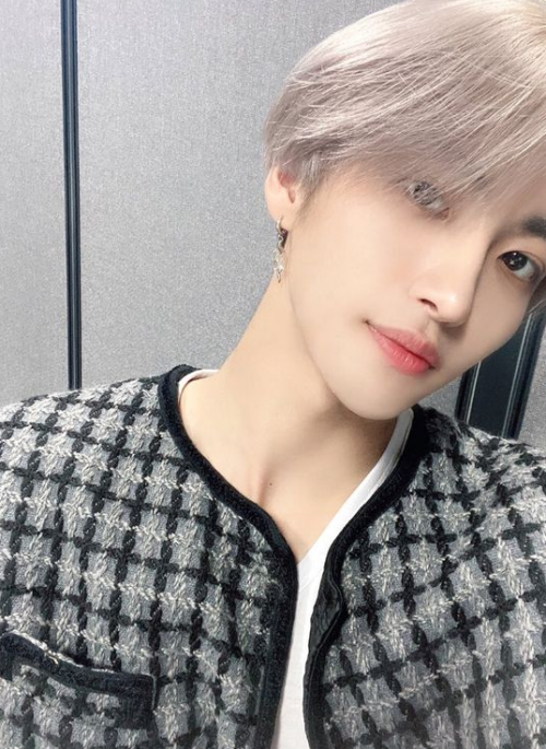 Grey Tweed Plaid Loose Jacket | Seonghwa – ATEEZ