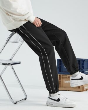 Black Jogger Pants With White Linings | Onda - Everglow