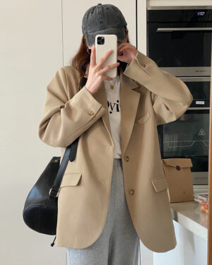 Beige Suit Jacket | IU