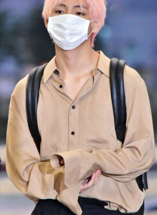 Beige Loose Shirt | Taehyung – BTS