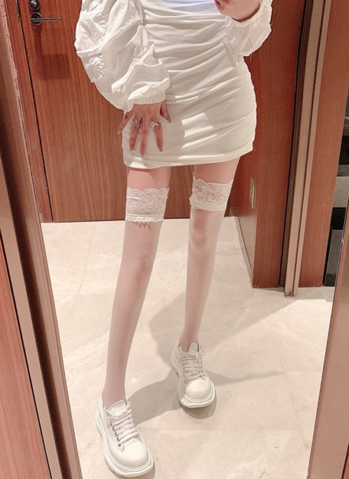 White Thigh High Lace Stockings | Nayeon - Twice