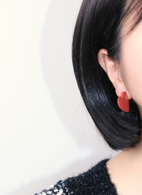 Red Heart Clip-On Earrings | IU