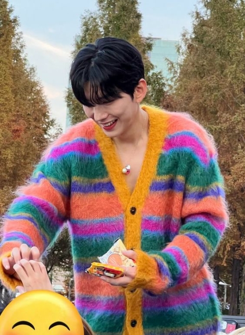 Orange Multicolor-Striped Fuzzy Cardigan | Kihyun - MONSTA X