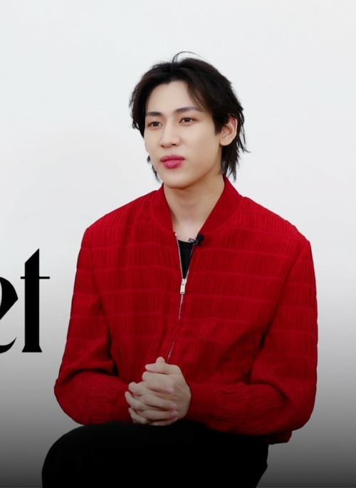 Red Wrinkled Stripe Jacket | BamBam - GOT7