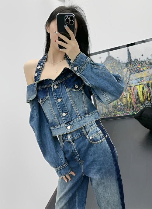 Blue Halter Neck Off-Shoulder Denim Top | Chaewon – Le Sserafim