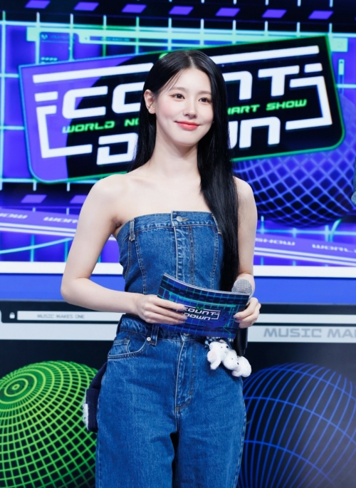 Blue Denim Corset-Style Tube Top | Miyeon – (G)I-DLE