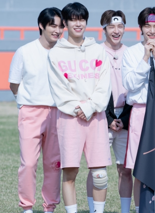 Pink Casual Cotton Shorts | Seungmin – Stray Kids