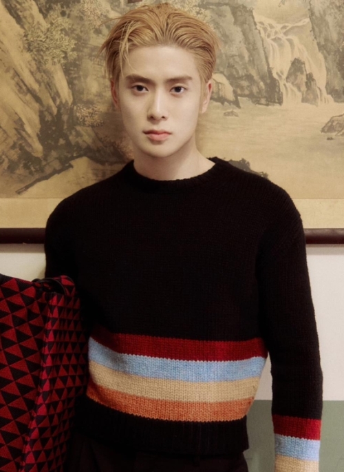 Black Knit Sweater With Multicolored Stripes | Jaehyun – NCT