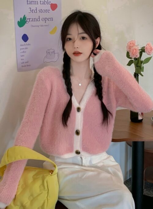 Pink Mohair Short Cardigan | LeeKnow – Stray Kids