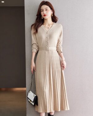 Beige Belted Dress | Seohyun - Girls Generation