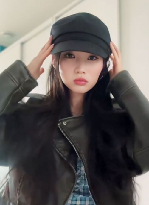 Black Casual Beret Hat | Asa – BabyMonster