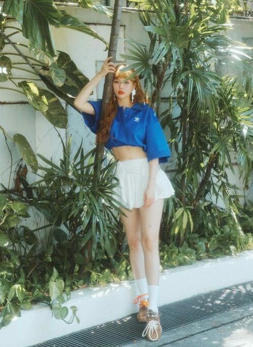 White Drawstring Ribbon Skirt | Hyuna