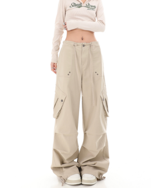 Beige Pleated Side Pocket Pants | Lisa - BlackPink