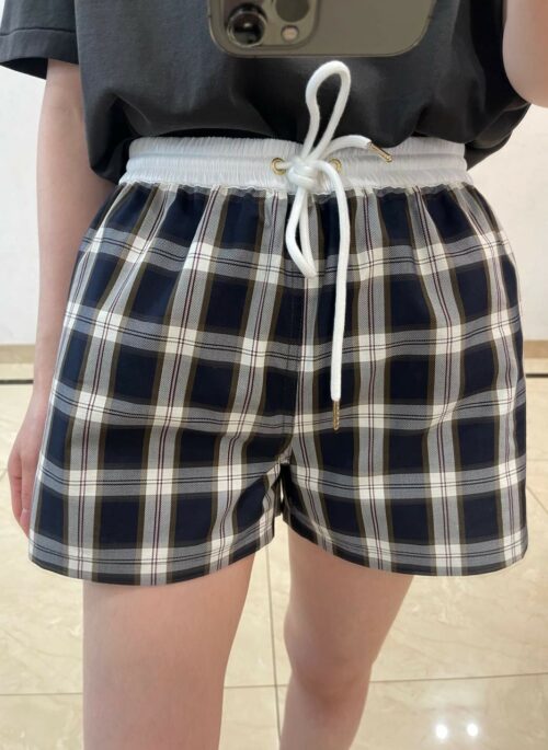 Black Plaid Garterized Shorts | Danielle - NewJeans