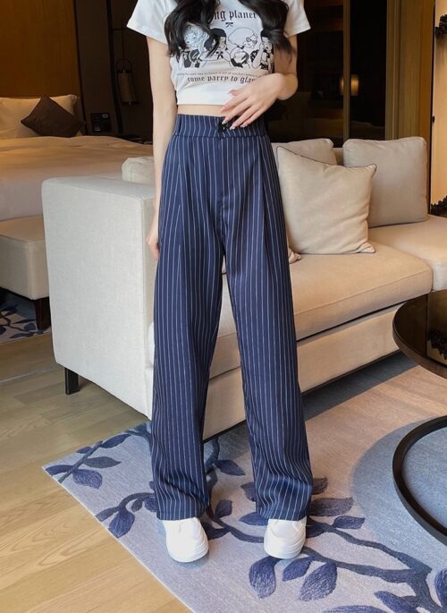 Navy Blue Striped Mopping Pants | Yuna - ITZY