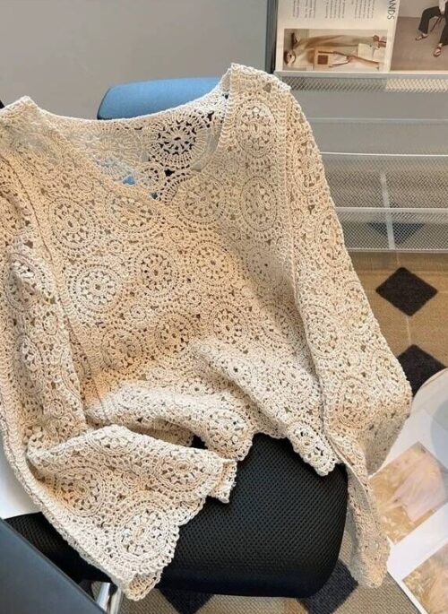 Beige Crochet Patterned V-Neck Top | Tzuyu - Twice