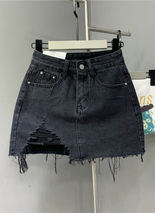 Black Distressed Raw Edge Denim Skirt | Isa - STAYC