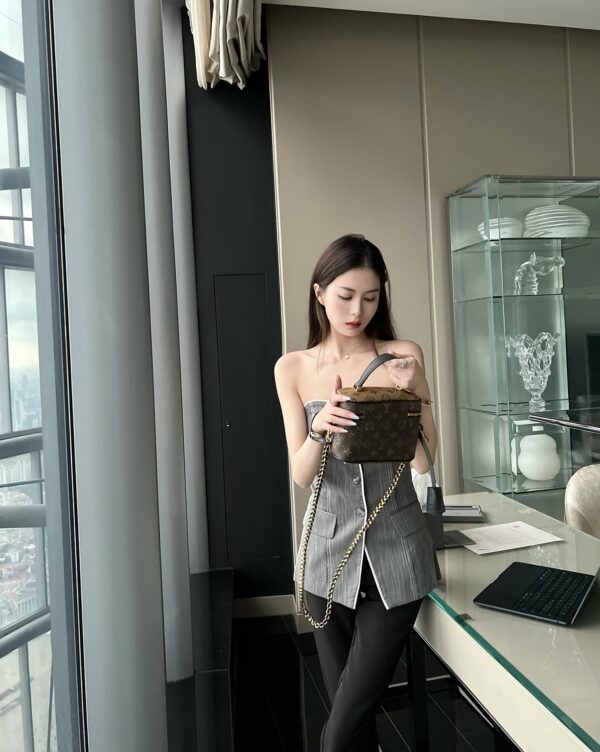 Grey Bustier Suit Tube Top | Leeseo - IVE - Image 7