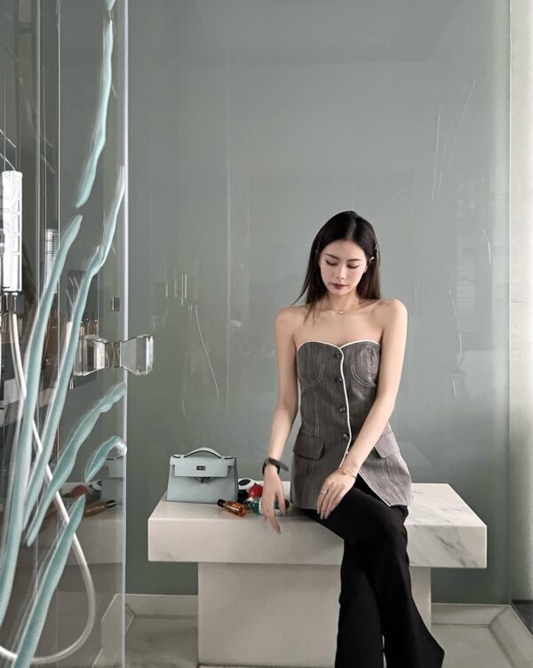 Grey Bustier Suit Tube Top | Leeseo - IVE - Image 10