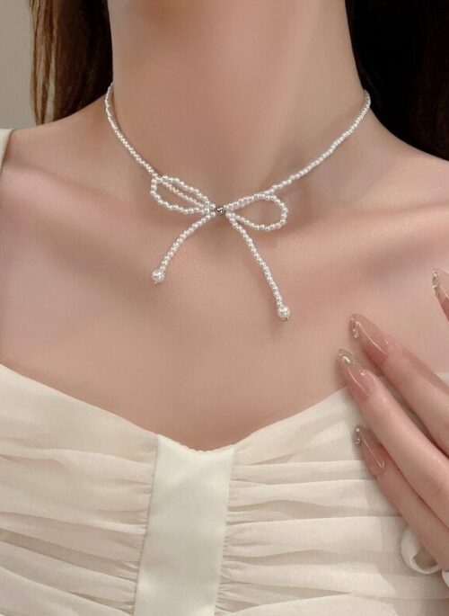 White Pearl Chain Bow Necklace | Jihyo - Twice