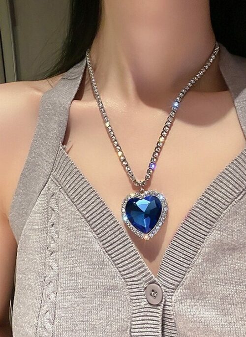 Blue Big Heart Rhinestone Necklace | Rei - IVE