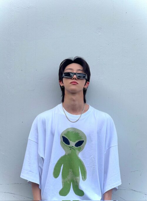 White Alien Graphic Print T-Shirt | The8 - Seventeen