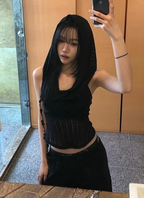 Black Sheer Sleeveless Hooded Top | Eunchae -  Le Sserafim