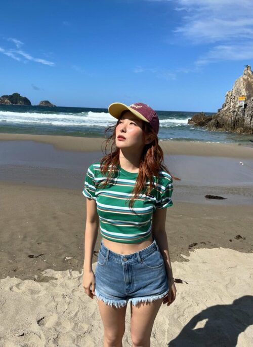 Green Stripes Classic T-Shirt | Seulgi - Red Velvet