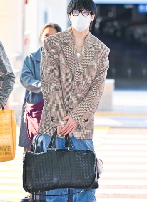 Black Woven Style Duffle Bag | Jeongin - Stray Kids