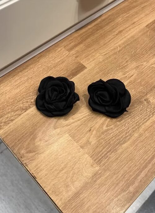 Black Rose Hairpin | Wonyoung - IVE