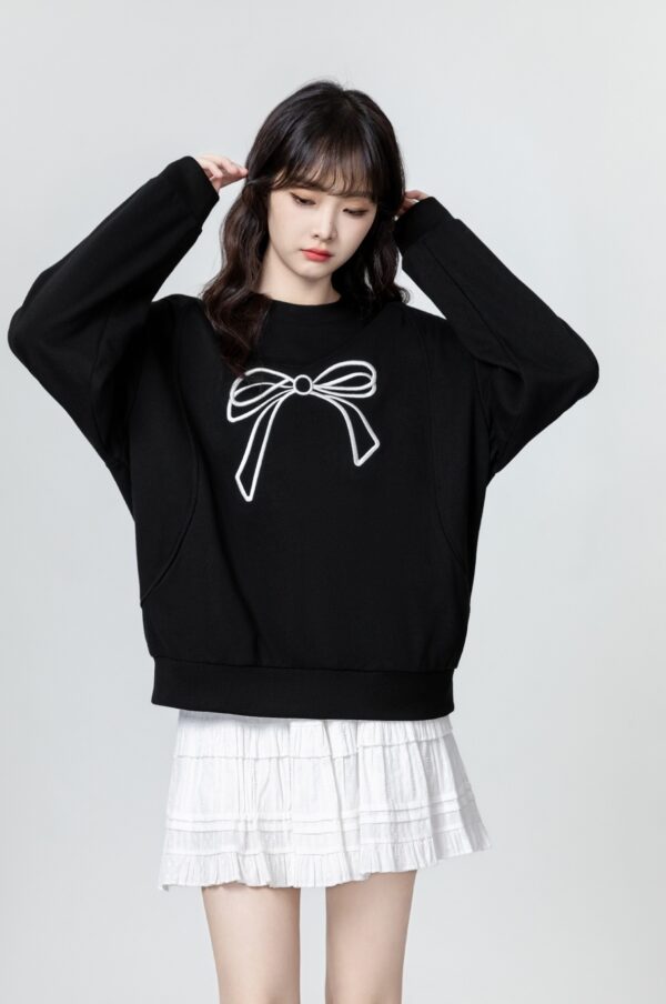 Black Bow Embroidered Crewneck Sweatshirt - Image 2