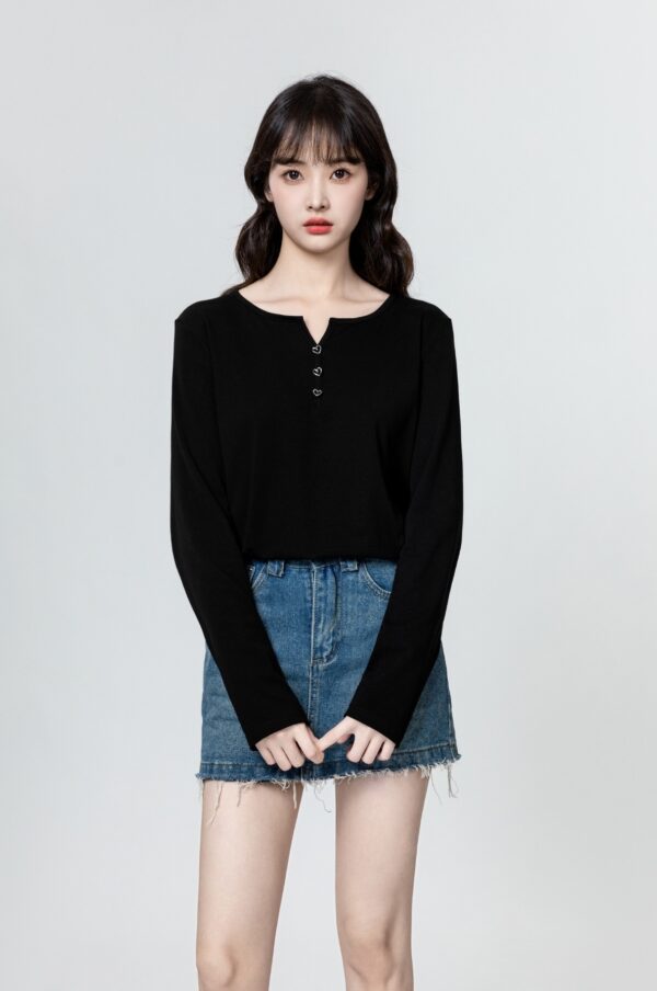 Black Vneck Long Sleeve Top - Image 3