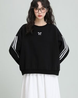 Black Embroidered Bow Crewneck Sweatshirt