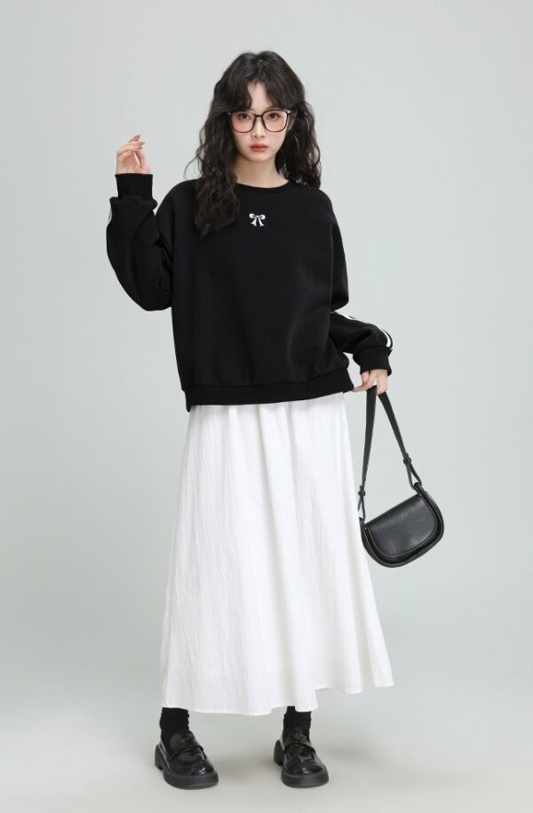 Black Embroidered Bow Crewneck Sweatshirt - Image 9