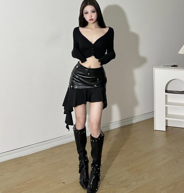 Black Faux Leather Jellyfish Ruffle Skirt | Yuqi - (G)I-DLE - Image 2