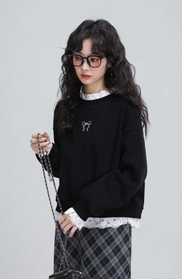 Black Lace Trim Pullover Sweatshirt - Image 2