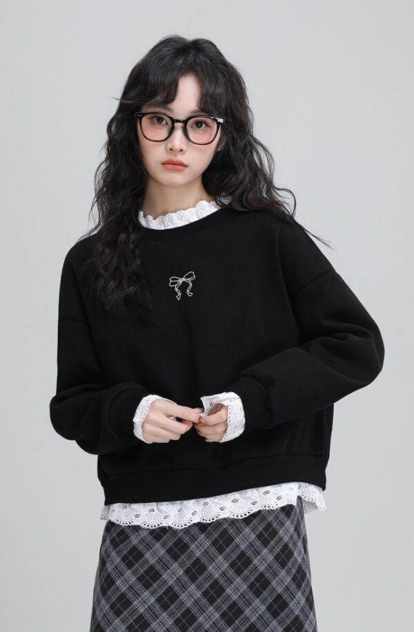 Black Lace Trim Pullover Sweatshirt - Image 4